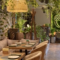 Trzykrotka Nanouk do restauracji