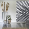 Stalowa donica Mirror - Cone do salonu